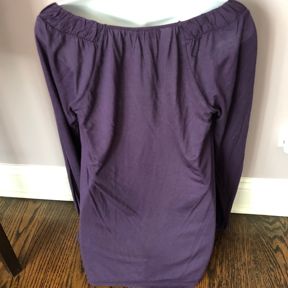 Like New! To The Max Wide Shoulder Grape Blouse, L - Picture 3 of 4